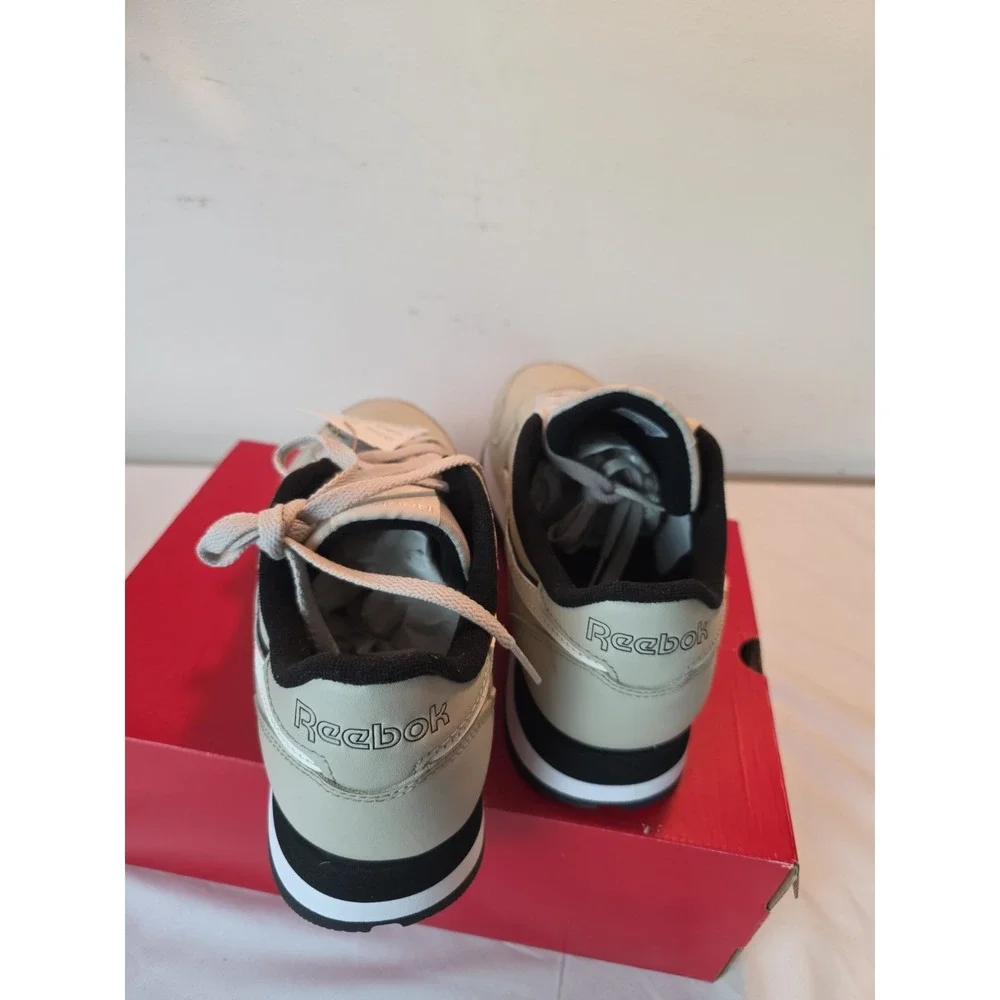 Reebok CL Classic Leather Men's 11, Women's 12.5 Beige Running Unisex Shoe NIB